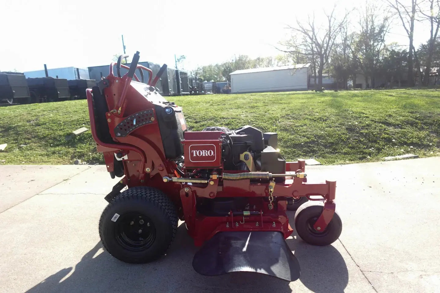 Toro GrandStand 74534 Stand-On Mower 36" 15HP Kawasaki TORO