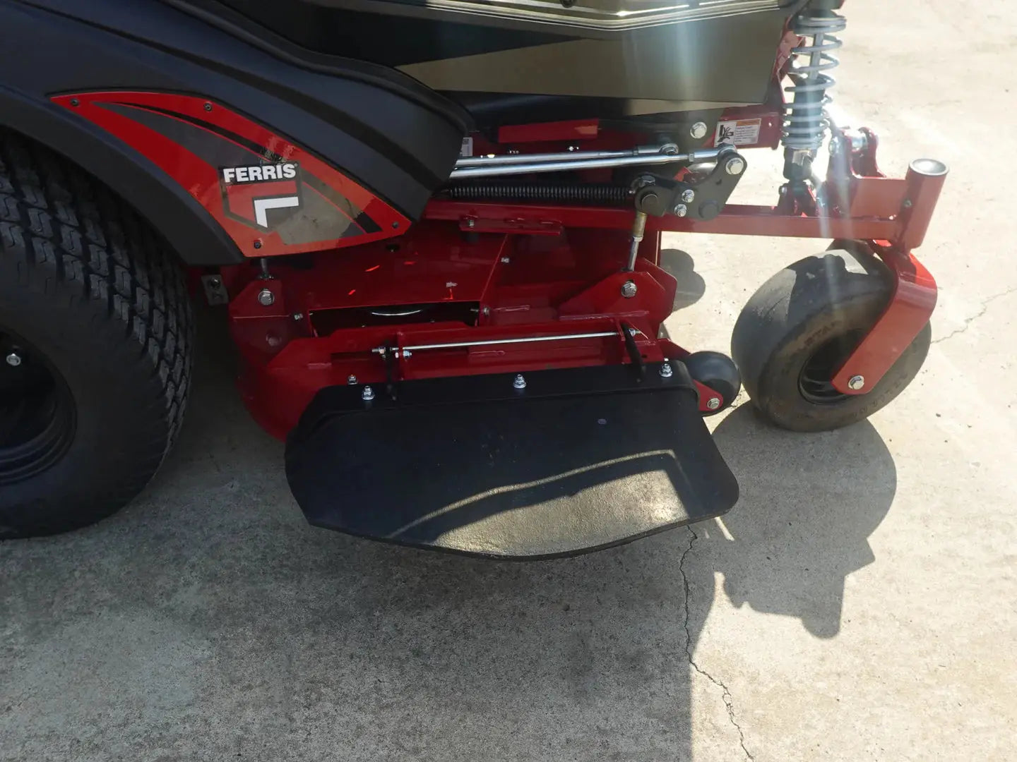 Ferris ISX3300 Cab Mower Performance and Comfort Ferris
