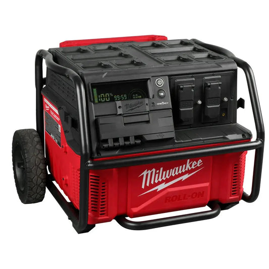 Milwaukee PACKOUT Power Station for Portable High-Output Energy Milwaukee