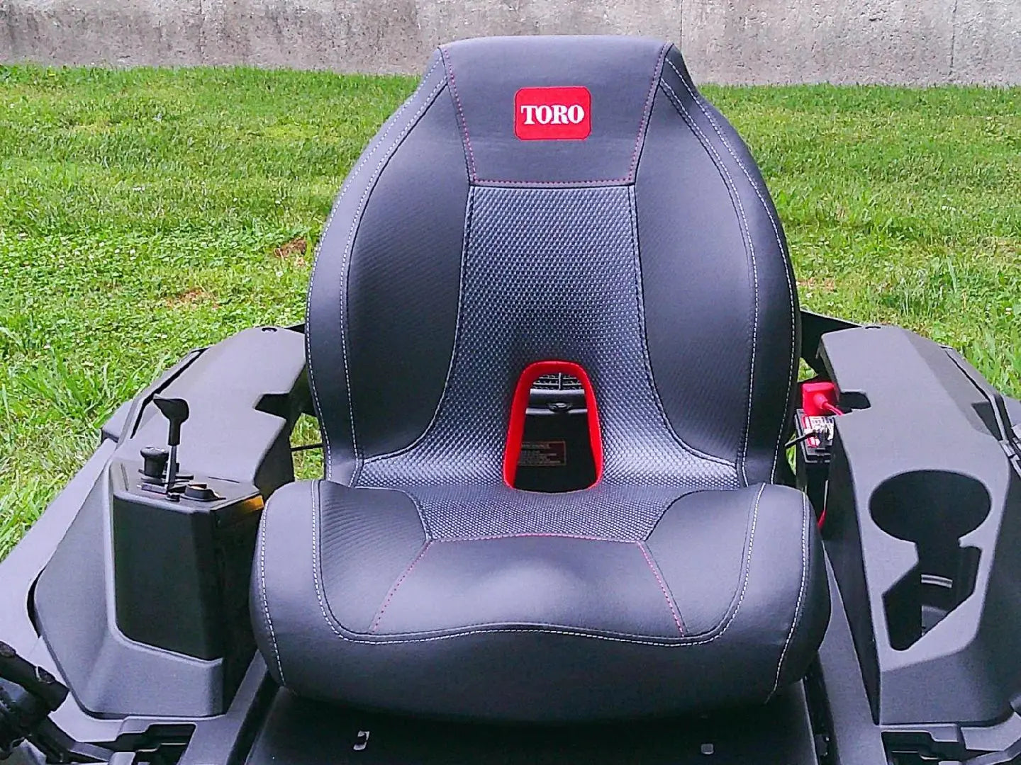 Toro 77506 54" TimeCutter Max Havoc Edition Zero-Turn Mower – 23HP Kawasaki Engine TORO