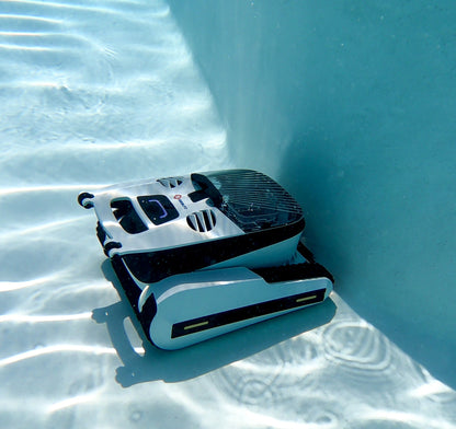 HYDROFORCE TITAN 200™ Robotic Pool Cleaner Veteranshops.com